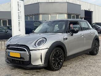  Mini Cooper 1.5 Cooper Camden Edition AUTOMAAT 2024/1