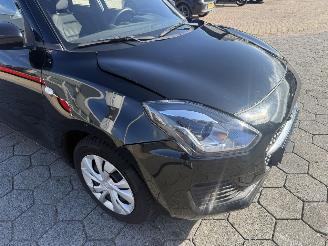 Suzuki Swift 1.2 Comfort Smart Hybrid picture 8