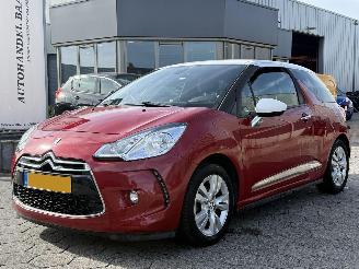 Voiture accidenté Citroën DS3 1.2 PureTech Business 2015/8