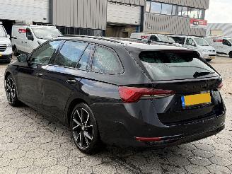 Skoda Octavia Combi 1.0 e-TSI Sport Business picture 6