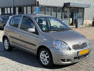 Toyota Yaris 1.3 VVT-i S-Line picture 3