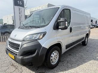 Avarii auto utilitare Peugeot Boxer 435 2.2 BlueHDi 140 L2H1 Zwaar Premium 2021/4