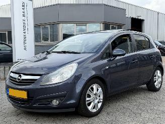 Schadeauto Opel Corsa 1.2-16V Essentia 2009/3