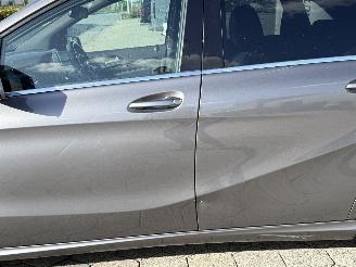 Mercedes B-klasse 180 Ambition picture 10