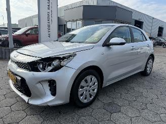 Vaurioauto  passenger cars Kia Rio 1.0 TGDI ComfortPlusLine Navigator 2017/6