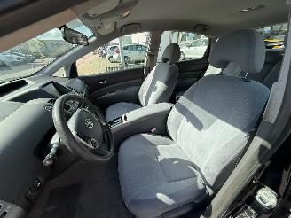Toyota Prius 1.5 VVT-i picture 14