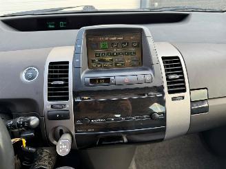 Toyota Prius 1.5 VVT-i picture 17