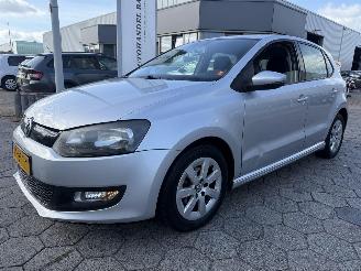 uszkodzony samochody osobowe Volkswagen Polo 1.2 TDI BlueMotion Comfortline 2010/11