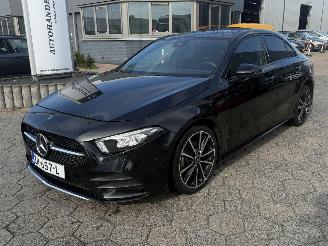 Voiture accidenté Mercedes A-klasse 200 Launch Edition 2019/7