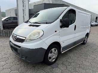skadebil bedrijf Opel Vivaro 2.0 CDTI L1H1 2011/9