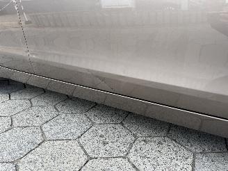 Jaguar XE 2.0 D Prestige picture 13