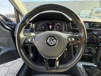 Volkswagen Golf 1.5 TSI Highline picture 13