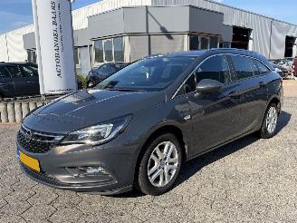 Opel Astra SPORTS TOURER+ 2016/9