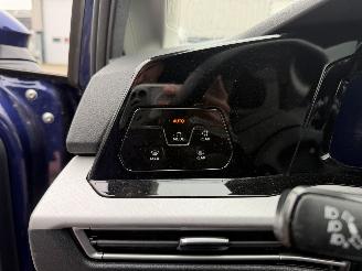 Volkswagen Golf 1.0 TSI Life picture 14