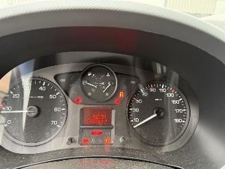 Peugeot Partner 120 1.6 BlueHDi 75 L1 XR picture 15