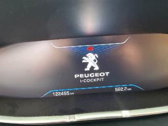 Peugeot 3008 1.2 PureTech GT Line picture 19