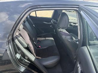 Toyota Auris 1.8 Full Hybrid Executive picture 14