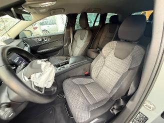 Volvo V-60 2.0 B3 Essential Edition picture 15
