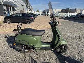 Unfall Kfz Roller La Souris  Bromscooter Sourini S 2023/6
