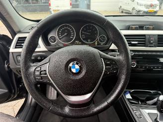 BMW 3-serie 330e Centennial High Executive picture 14