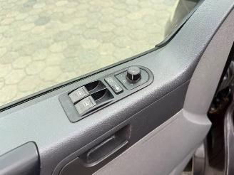 Volkswagen Transporter 2.5 TDI 340 picture 14