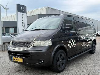 krockskadad bil bedrijf Volkswagen Transporter 2.5 TDI 340 2004/6