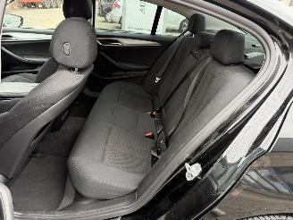 BMW 5-serie 520i Executive picture 11