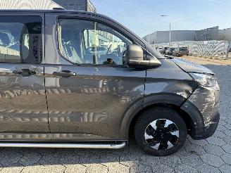 Ford Custom 340 2.5 PHEV L2H1 Trend picture 4