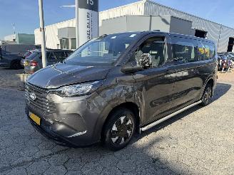 Schadeauto Ford Custom 340 2.5 PHEV L2H1 Trend 2025/2