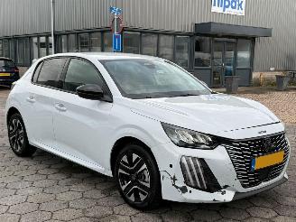 Peugeot 208 1.2 Hybrid 110 e-DCS6 Allure picture 3