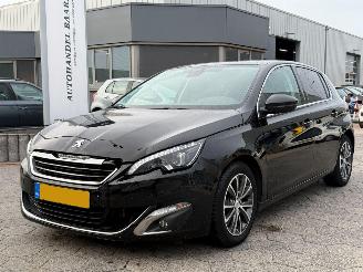 skadebil auto Peugeot 308 SW 1.2 PureTech Allure 2015/10