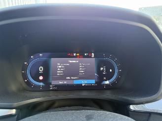 Volvo V-60 2.0 B3 Essential Edition picture 22