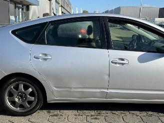 Toyota Prius 1.5 VVT-i picture 9