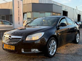 Damaged car Opel Insignia 1.8 Business 2009/1
