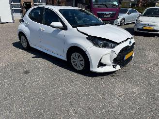 Coche accidentado Toyota Yaris 1.5 HYBRID. ACTIVE AUTOMAAT. 2022/5