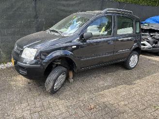 Damaged car Fiat Panda 1.2 SPORT. KLIMA 2005/8