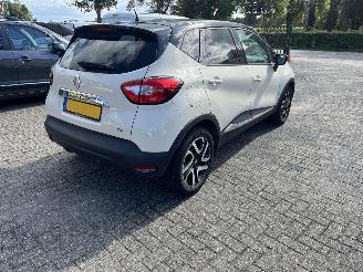 Renault Captur 0.9 TCE DYNAMIQQUE. picture 3
