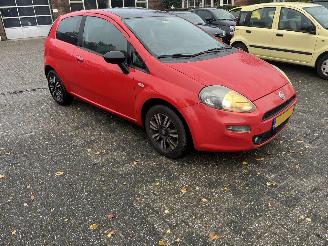 Damaged car Fiat Punto Evo 0.9 TWIN AIR SPORT. 2012/8