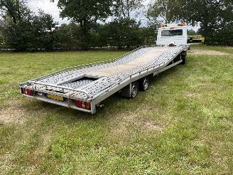 krockskadad bil aanhanger -  Doornwaard. oplegger autotransport. 2007/6