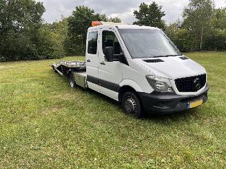 damaged commercial vehicles Mercedes Sprinter 519 CDI TREKER DUBBEL CABINE AIRCO EURO 6 2017/10