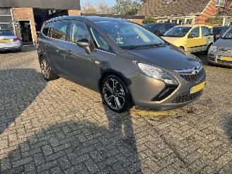 Voiture accidenté Opel Zafira 1.4 TOURER BERLIN 103 kW. AIRCO SPORTVELGEN 2013/5