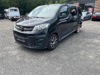 Opel Vivaro Zafira 2.0 CDTI L2 H1 9 persoons picture 2