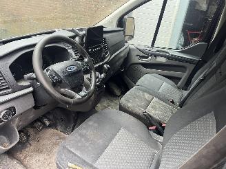 Ford Transit Custom 2.0 TDCI  L1H1 DUBBEL CABINE. picture 5