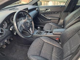 Mercedes A-klasse a180 picture 4