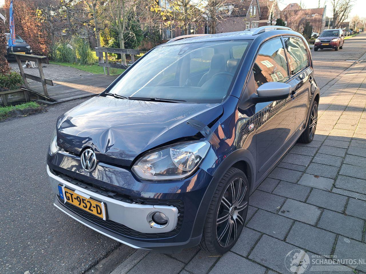 Volkswagen Up! 1.0 CROSS
