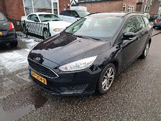 Schadeauto Ford Focus 1.0 eco boost 2018/1
