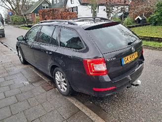 Skoda Octavia 1.2 tsi ambition picture 4