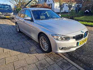 Vaurioauto  passenger cars BMW 3-serie 316i automaat 2014/1