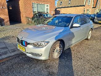 BMW 3-serie 316i automaat picture 2