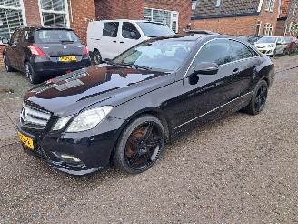 krockskadad bil auto Mercedes E-klasse 500 Coupe elegance automaat pannodak 2009/6